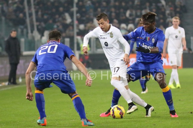 Juventus_-_Hellas_Verona_1425_copie.JPG