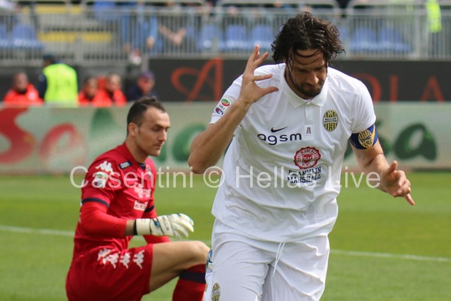 Cagliari_-_Hellas_Verona_0615.JPG