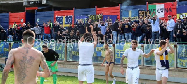 Cagliari_-_Hellas_Verona_2079.JPG