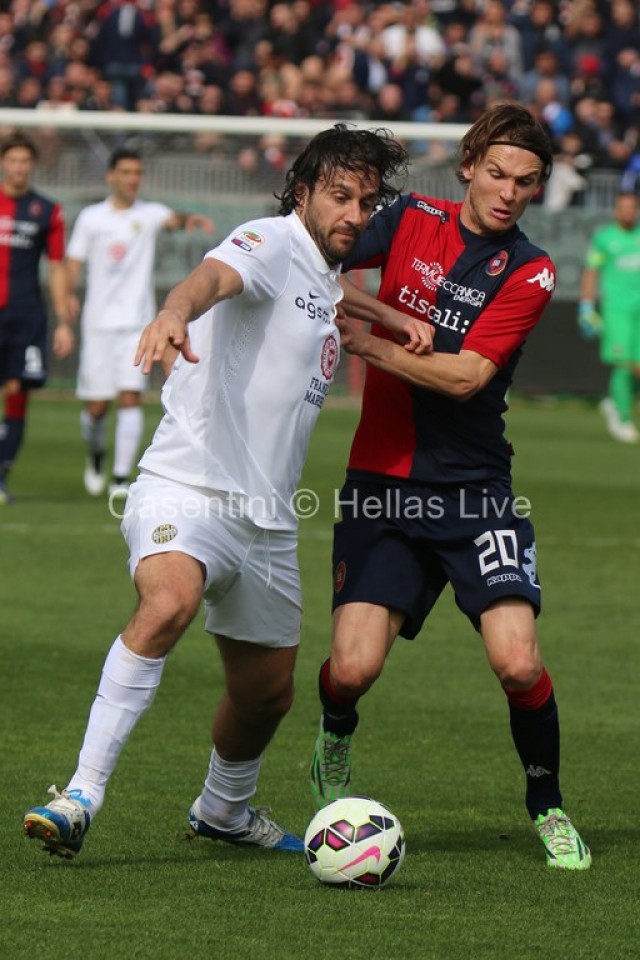 Cagliari_-_Hellas_Verona_1308.JPG