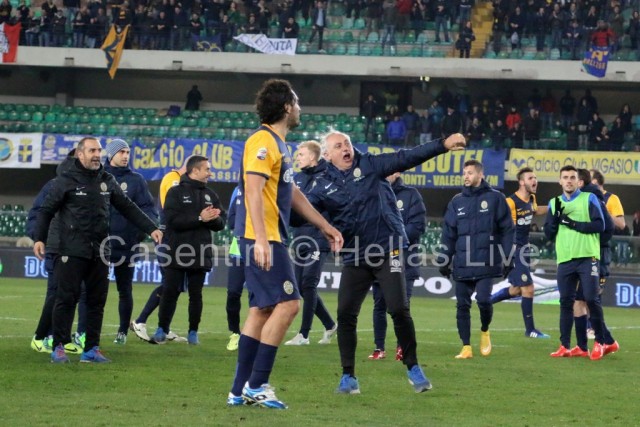 Hellas_Verona-_Napoli_2393.JPG