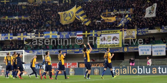 Hellas_Verona-_Napoli_2459.JPG