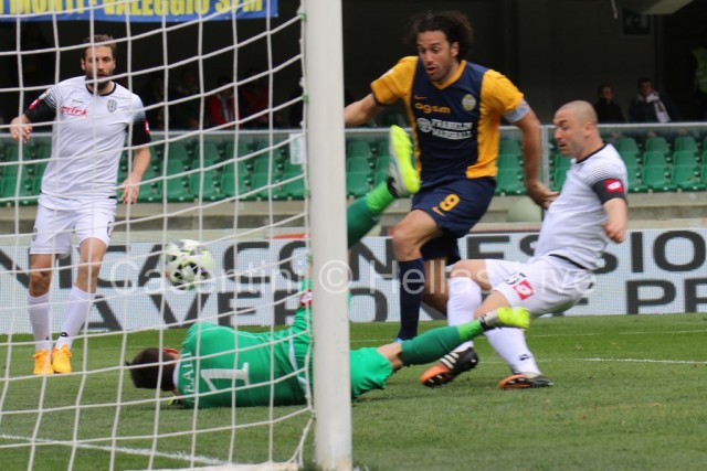 Hellas_Verona_-_Cesena_0511.JPG