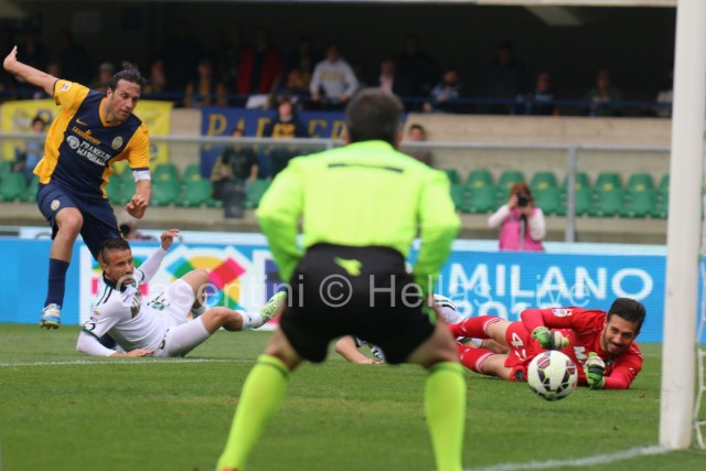 Hellas_Verona_-_Sassuolo_1877.JPG